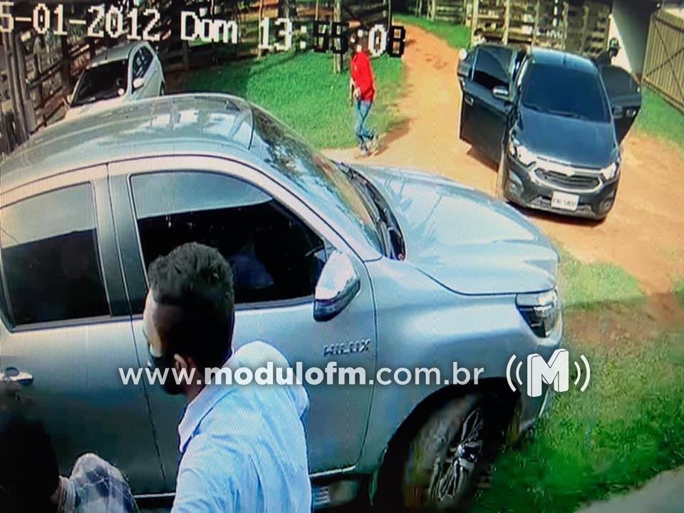 Polícia prende bandido que estava escondido após tentativa de assalto em Cascalho Rico