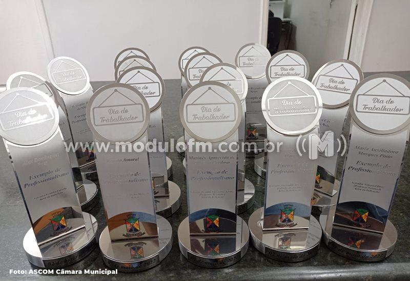 ‘Troféu do Dia do Trabalhador’ da Câmara Municipal foi...