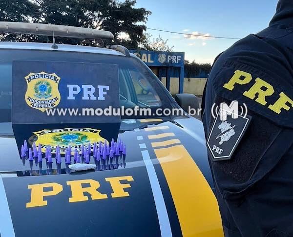Passageiro de ônibus é preso com quase de 50...