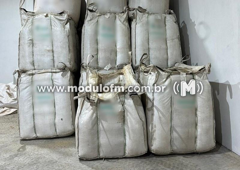 Carga de café avaliada em R$ 500 mil roubada...