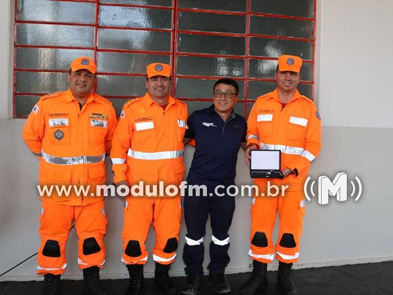 Mosaic Fertilizantes doa veículo e equipamentos ao Corpo de...