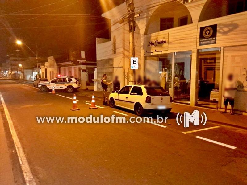 Polícia Militar intensifica fiscalização de motocicletas com alterações e...