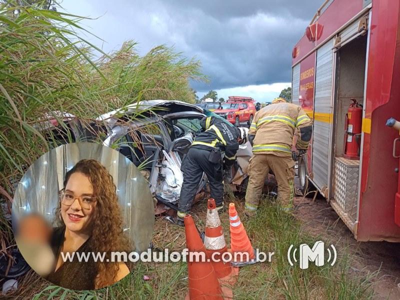 Tragédia no trânsito: Jovem mãe e filho de um...