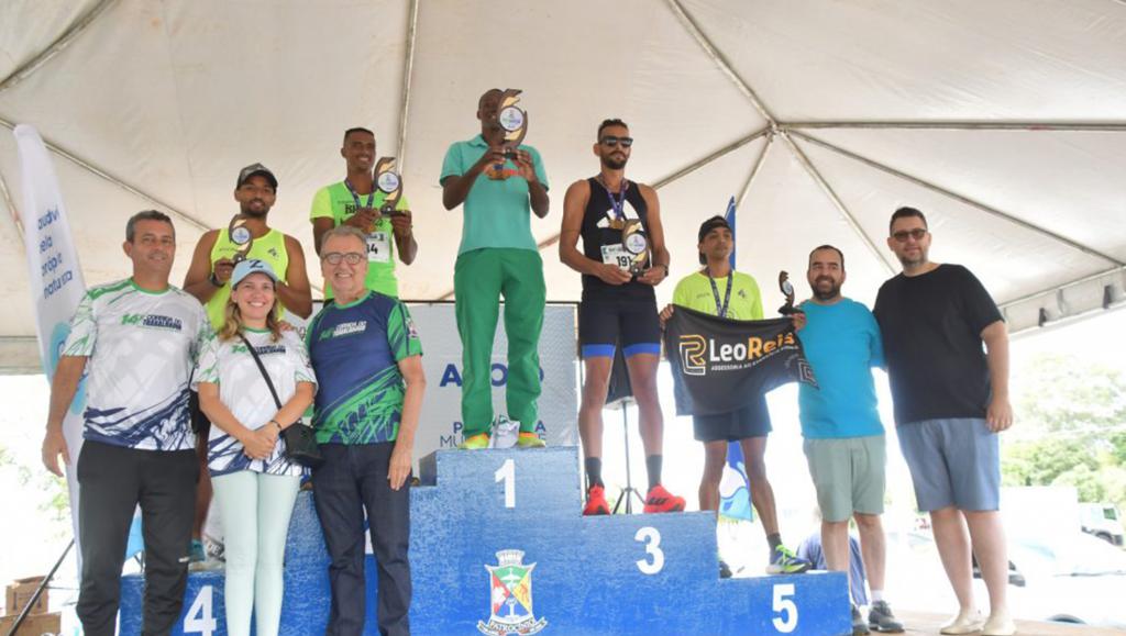 14ª Corrida do Trabalhador Vereador João Cunha reúne mais...