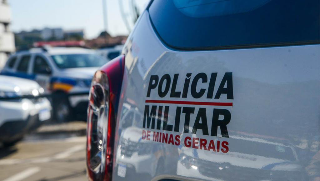 Mulher é esfaqueada pelo companheiro na área rural de...