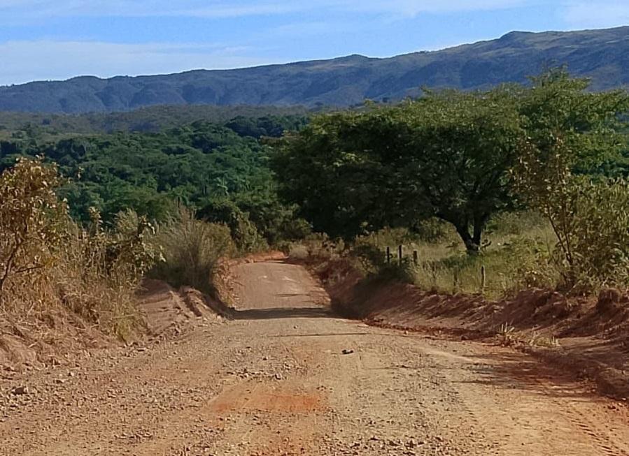 Prefeitura conclui revitalização da estrada da Ponte Alta que...