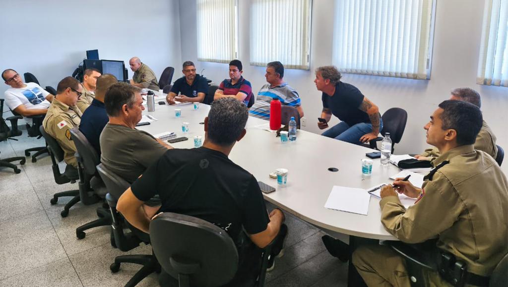 Reunião da diretoria do CAP com PM e Sestran...