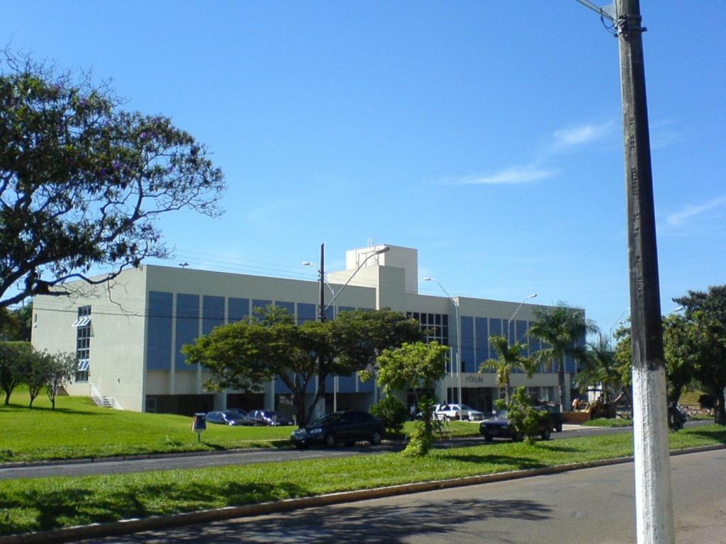 Justiça Eleitoral de Patrocínio condena ex-prefeito Deiró Marra, que...