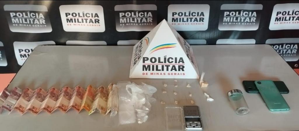 Acusado de tráfico é preso em Coromandel e PM...