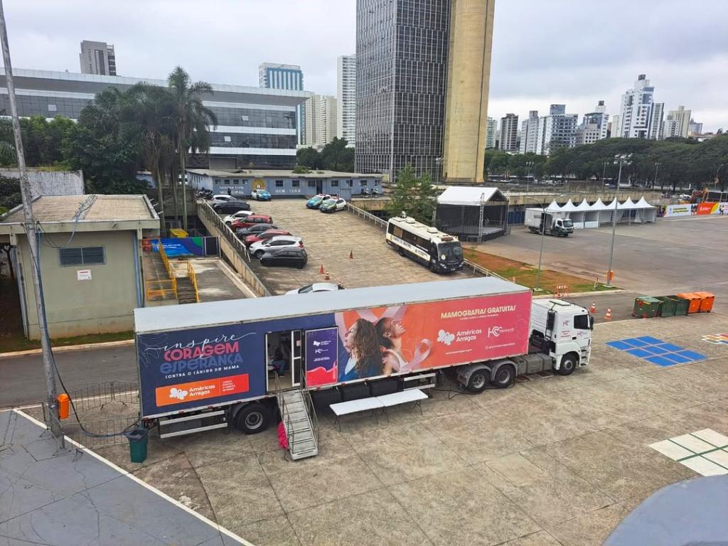 Carreta do Hospital do Câncer de Patrocínio realiza mamografias...