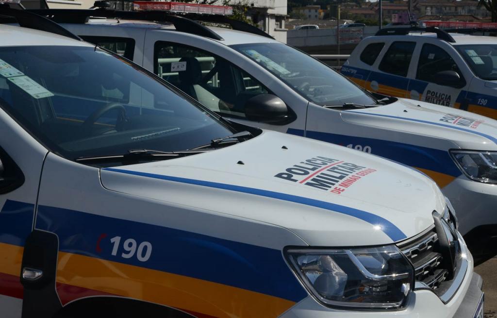Criminosos furtam fios de cobre em obra no bairro Padre Eustáquio