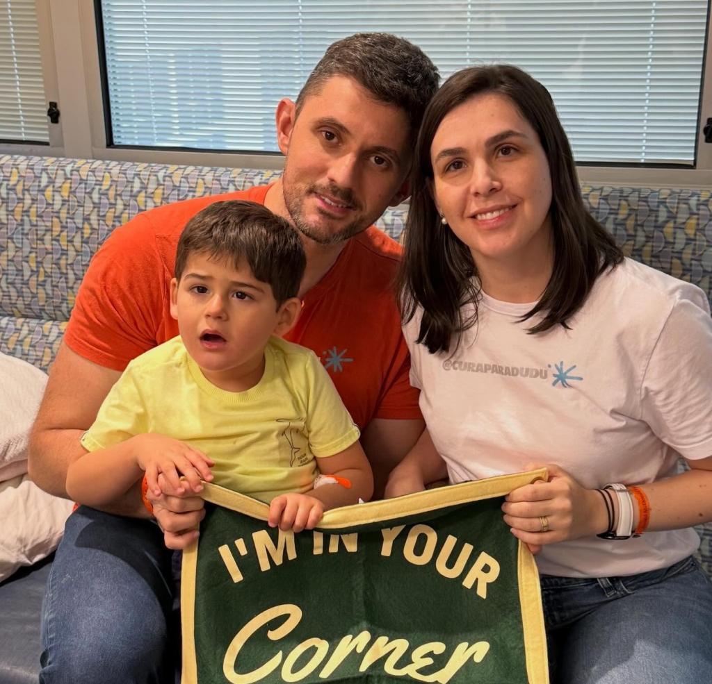 Dudu é declarado curado após tratamento de doença rara nos Estados Unidos