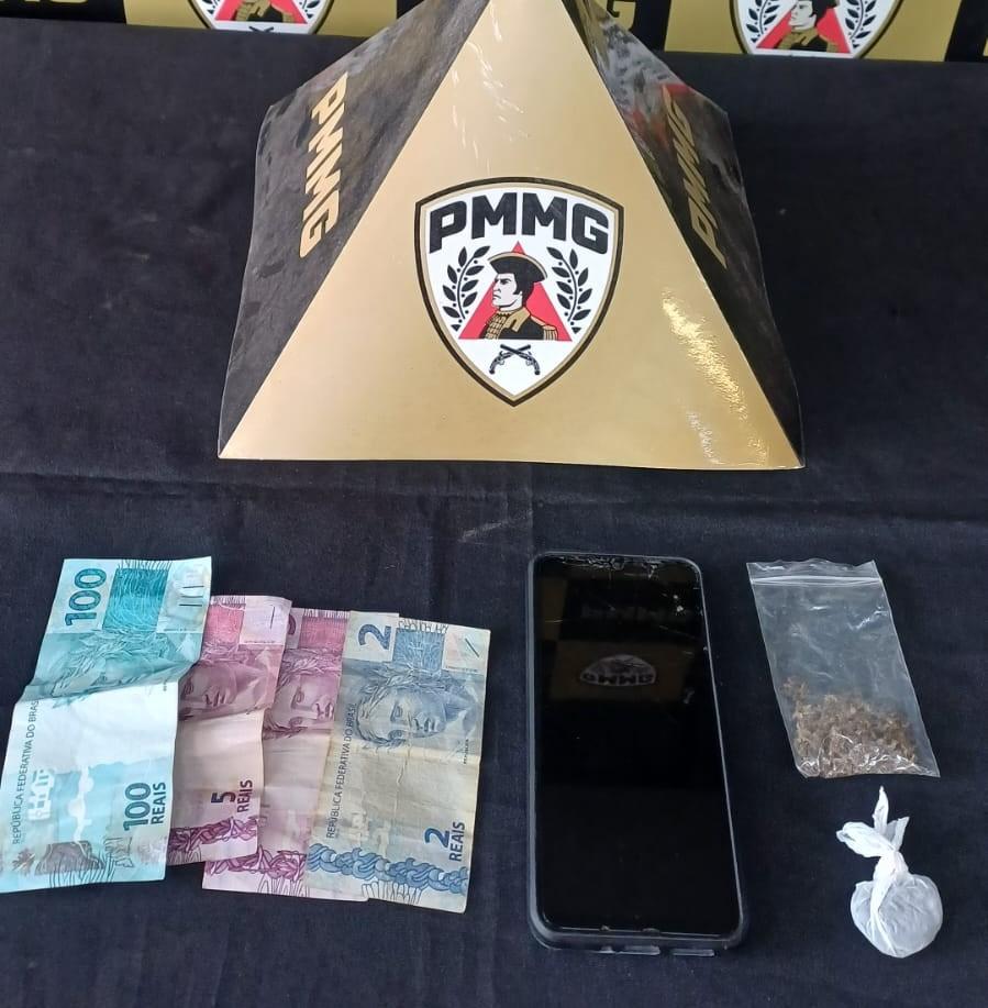 Três são presos por suspeita de tráfico de drogas na Praça da Matriz, em Patrocínio